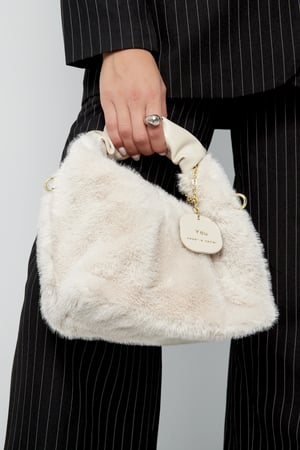 Sanfte Flauschtasche h5 Bild2